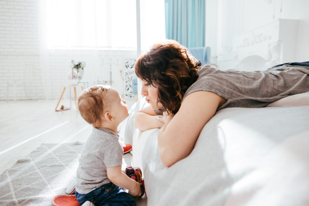 Depressione post partum: caratteristiche e conseguenze per madre e filgio